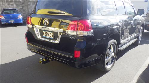 TOYOTA LANDCRUISER STATIONWAGON 2007-CURRENT